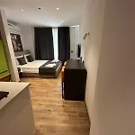 Single One Bed Apartment *