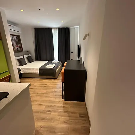 Single One Bed Lejlighed *